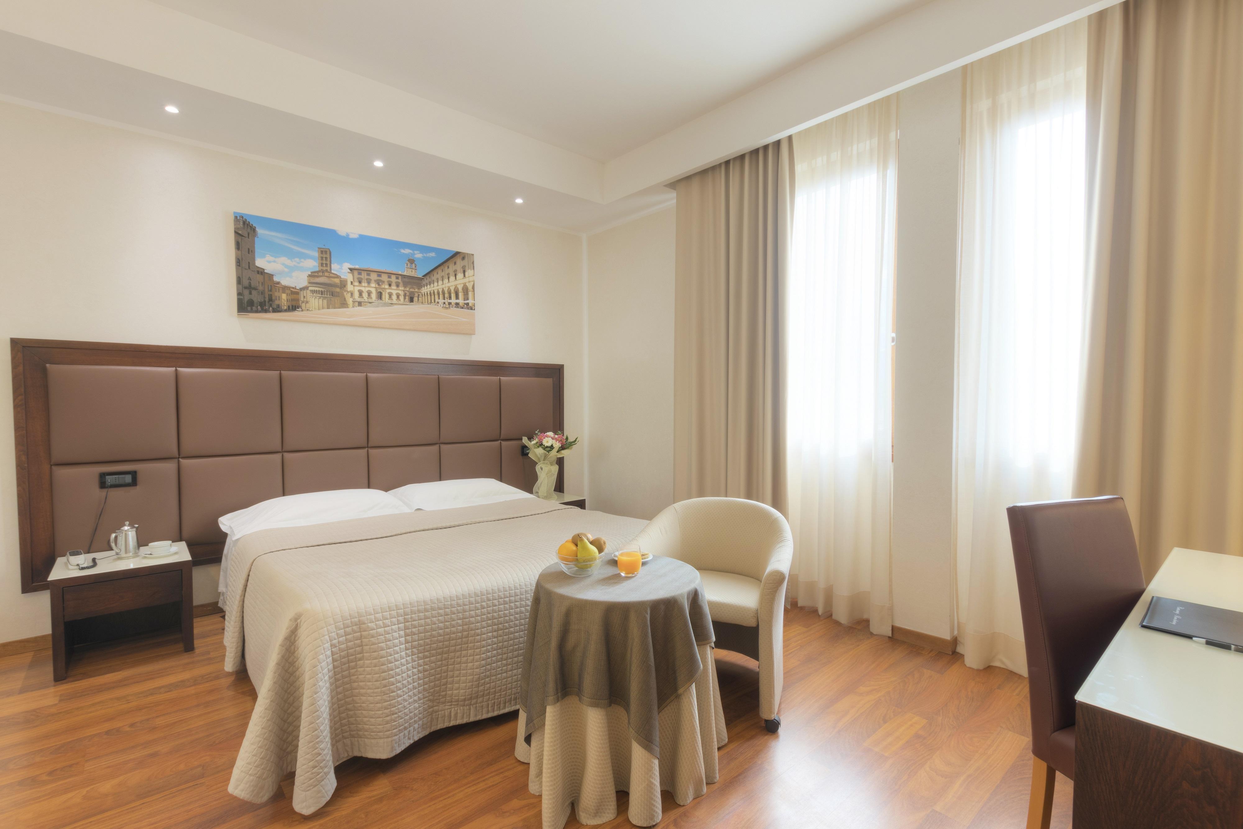 Hotel Minerva Ареццо Екстер'єр фото