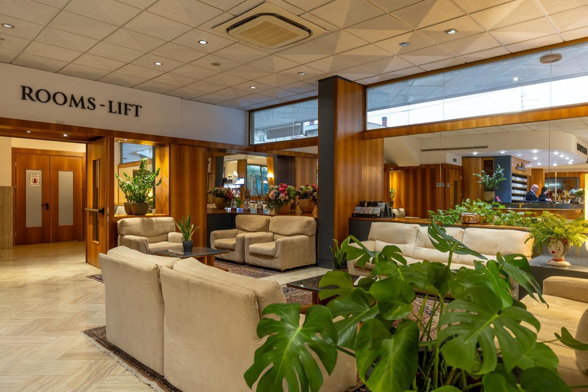 Hotel Minerva Ареццо Екстер'єр фото